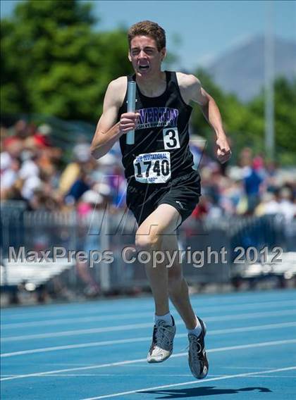 Thumbnail 3 in BYU Invitational photogallery.