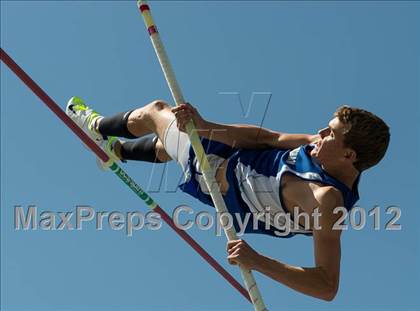 Thumbnail 2 in BYU Invitational photogallery.