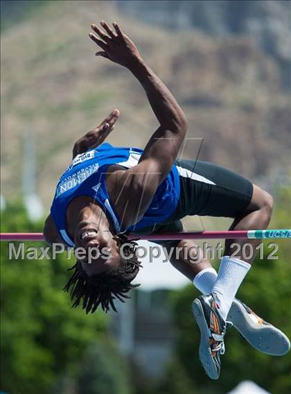 Thumbnail 2 in BYU Invitational photogallery.