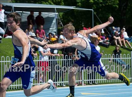 Thumbnail 1 in BYU Invitational photogallery.
