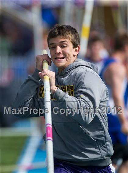 Thumbnail 3 in BYU Invitational photogallery.