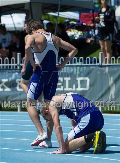 Thumbnail 2 in BYU Invitational photogallery.