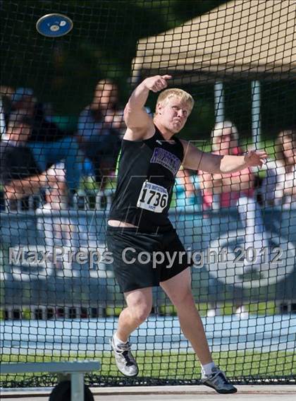 Thumbnail 3 in BYU Invitational photogallery.