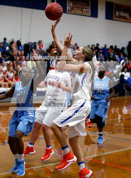 Thumbnail 2 in Calera @ Chilton County photogallery.
