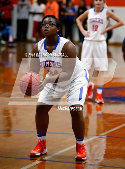 Thumbnail 1 in Calera @ Chilton County photogallery.