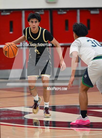 Thumbnail 2 in Chino Hills vs. Ontario Christian photogallery.