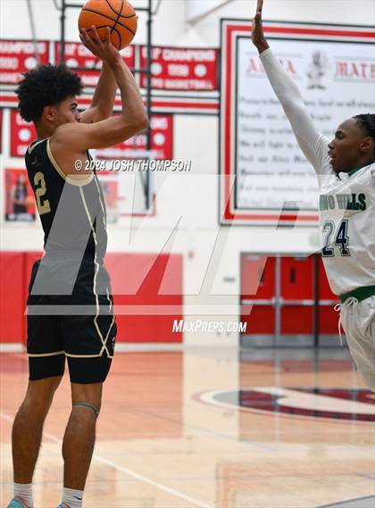 Thumbnail 3 in Chino Hills vs. Ontario Christian photogallery.
