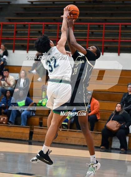 Thumbnail 2 in Chino Hills vs. Ontario Christian photogallery.