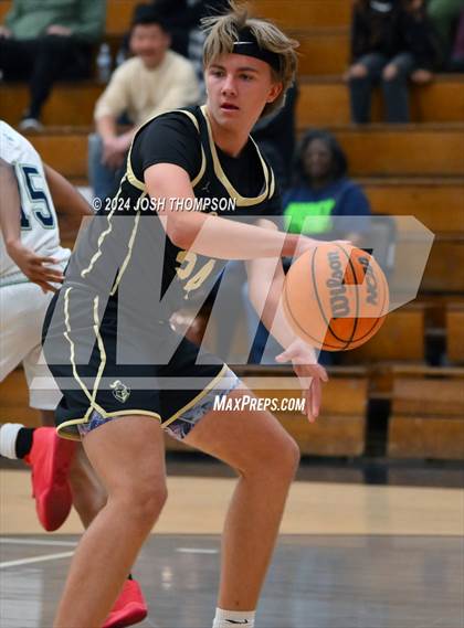 Thumbnail 1 in Chino Hills vs. Ontario Christian photogallery.