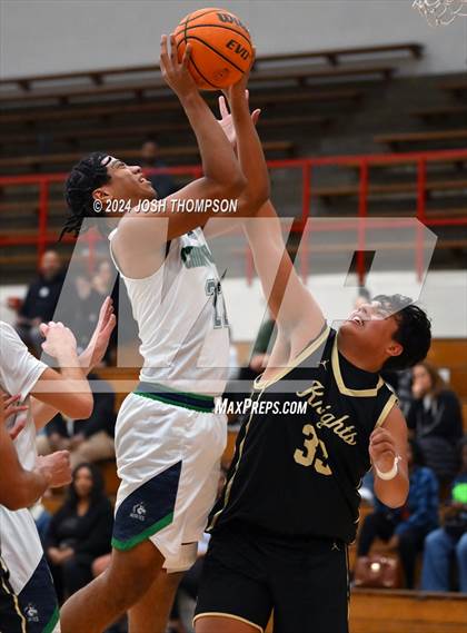Thumbnail 3 in Chino Hills vs. Ontario Christian photogallery.