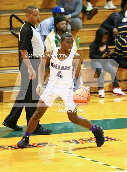Thumbnail 2 in Southern Durham vs. Village Christian Academy (Hoops and Dreams) photogallery.