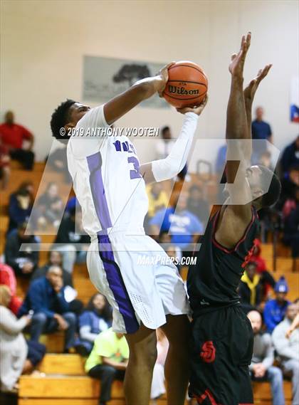 Thumbnail 2 in Southern Durham vs. Village Christian Academy (Hoops and Dreams) photogallery.