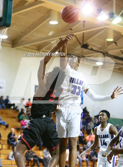 Thumbnail 2 in Southern Durham vs. Village Christian Academy (Hoops and Dreams) photogallery.