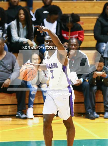 Thumbnail 3 in Southern Durham vs. Village Christian Academy (Hoops and Dreams) photogallery.