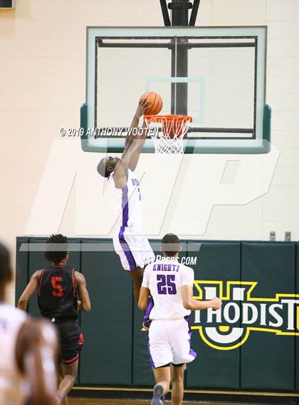 Thumbnail 1 in Southern Durham vs. Village Christian Academy (Hoops and Dreams) photogallery.