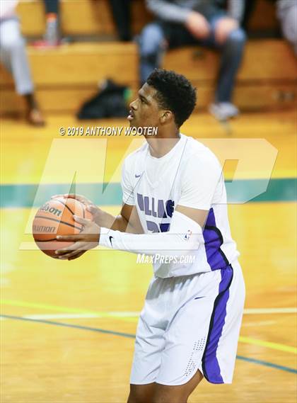 Thumbnail 3 in Southern Durham vs. Village Christian Academy (Hoops and Dreams) photogallery.