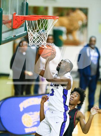 Thumbnail 3 in Southern Durham vs. Village Christian Academy (Hoops and Dreams) photogallery.