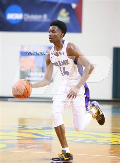 Thumbnail 1 in Southern Durham vs. Village Christian Academy (Hoops and Dreams) photogallery.