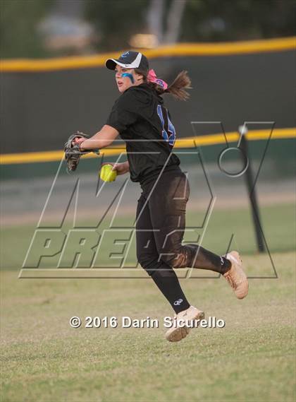 Thumbnail 2 in O'Connor vs. Chandler (AIA D1 Playoff) photogallery.
