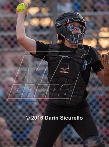Thumbnail 1 in O'Connor vs. Chandler (AIA D1 Playoff) photogallery.