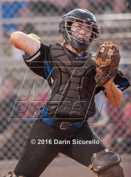 Thumbnail 2 in O'Connor vs. Chandler (AIA D1 Playoff) photogallery.