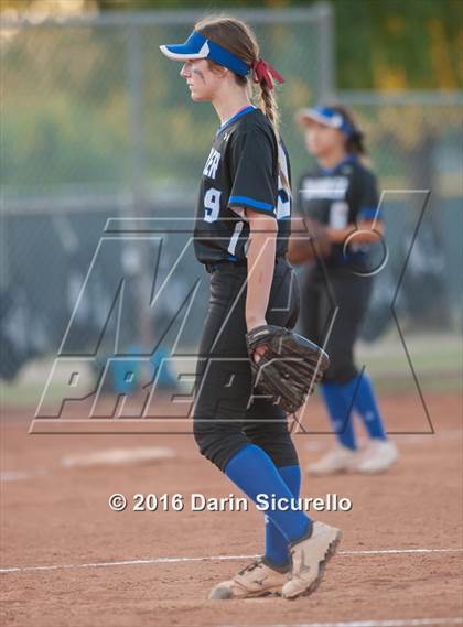 Thumbnail 2 in O'Connor vs. Chandler (AIA D1 Playoff) photogallery.