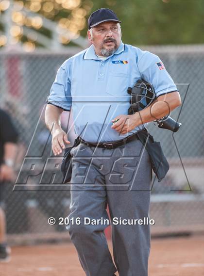 Thumbnail 3 in O'Connor vs. Chandler (AIA D1 Playoff) photogallery.