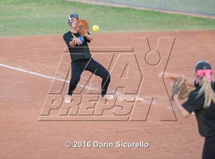 Thumbnail 3 in O'Connor vs. Chandler (AIA D1 Playoff) photogallery.
