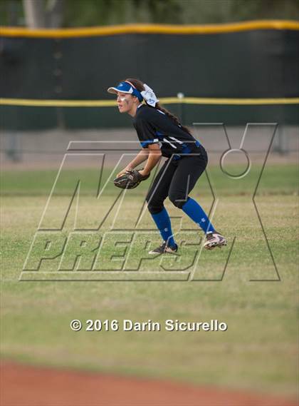 Thumbnail 1 in O'Connor vs. Chandler (AIA D1 Playoff) photogallery.