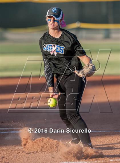Thumbnail 2 in O'Connor vs. Chandler (AIA D1 Playoff) photogallery.