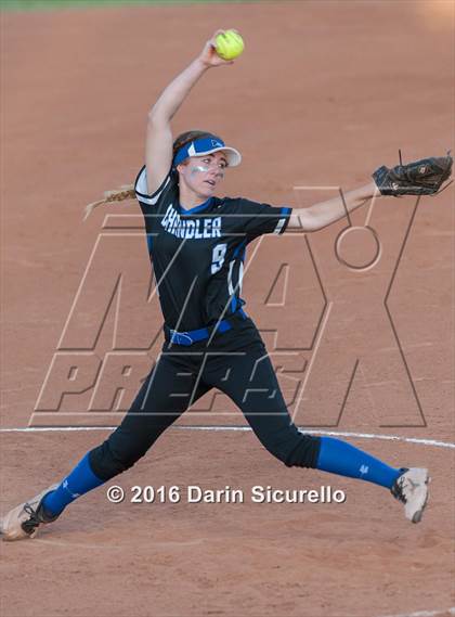 Thumbnail 2 in O'Connor vs. Chandler (AIA D1 Playoff) photogallery.