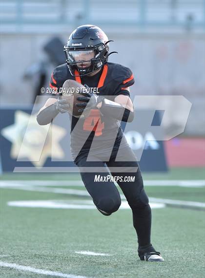 Thumbnail 3 in Wasco vs. St. Vincent de Paul (CIF State D6AA Final) photogallery.