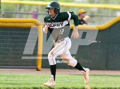 Thumbnail 3 in Derby vs. Dodge City photogallery.