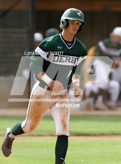 Thumbnail 1 in Derby vs. Dodge City photogallery.