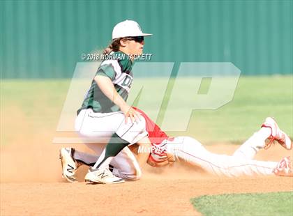 Thumbnail 1 in Derby vs. Dodge City photogallery.
