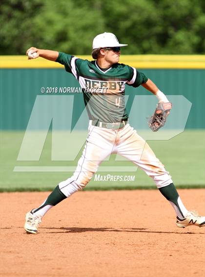 Thumbnail 2 in Derby vs. Dodge City photogallery.