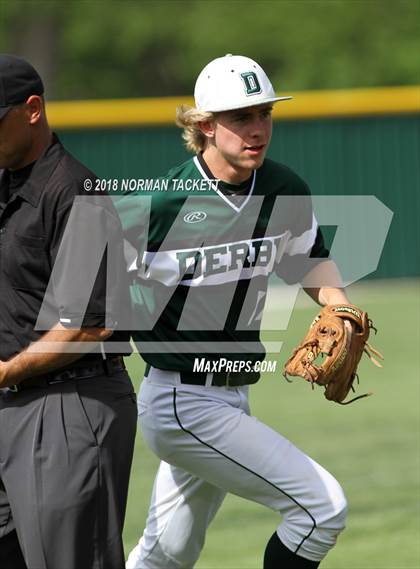 Thumbnail 3 in Derby vs. Dodge City photogallery.