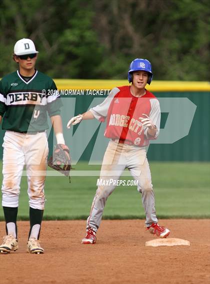 Thumbnail 1 in Derby vs. Dodge City photogallery.