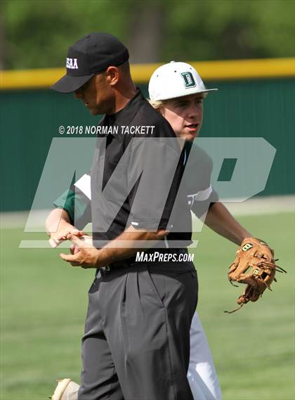 Thumbnail 2 in Derby vs. Dodge City photogallery.