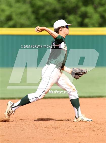 Thumbnail 3 in Derby vs. Dodge City photogallery.