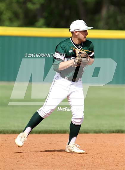 Thumbnail 1 in Derby vs. Dodge City photogallery.