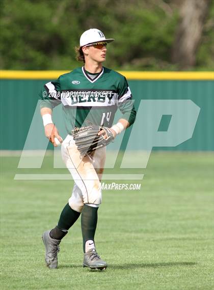 Thumbnail 3 in Derby vs. Dodge City photogallery.
