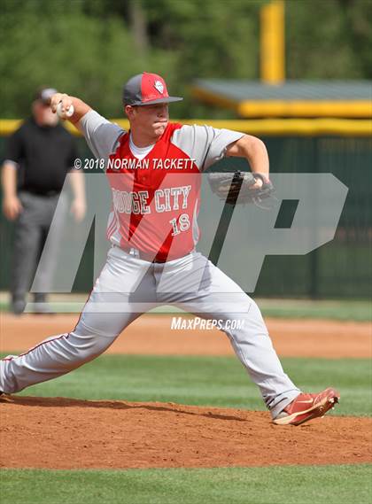 Thumbnail 3 in Derby vs. Dodge City photogallery.