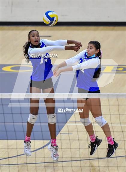 Thumbnail 1 in Diamond Ranch @ Bishop Amat (CIF SS First Round) photogallery.