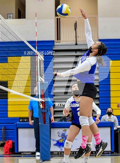 Thumbnail 3 in Diamond Ranch @ Bishop Amat (CIF SS First Round) photogallery.