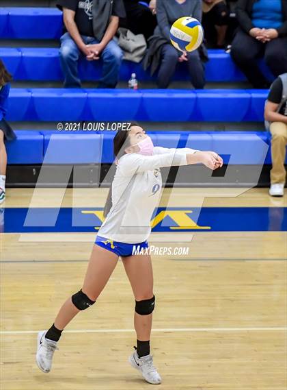 Thumbnail 3 in Diamond Ranch @ Bishop Amat (CIF SS First Round) photogallery.