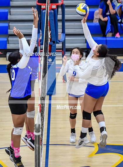 Thumbnail 3 in Diamond Ranch @ Bishop Amat (CIF SS First Round) photogallery.