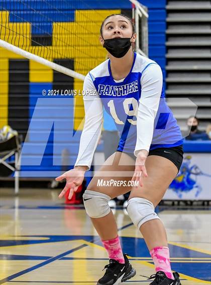 Thumbnail 3 in Diamond Ranch @ Bishop Amat (CIF SS First Round) photogallery.