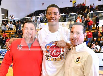 Thumbnail 3 in Harvard-Westlake vs. Pasadena (CIF SS DIV 1A Final) photogallery.