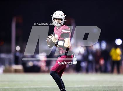 Thumbnail 2 in Servite @ JSerra Catholic photogallery.